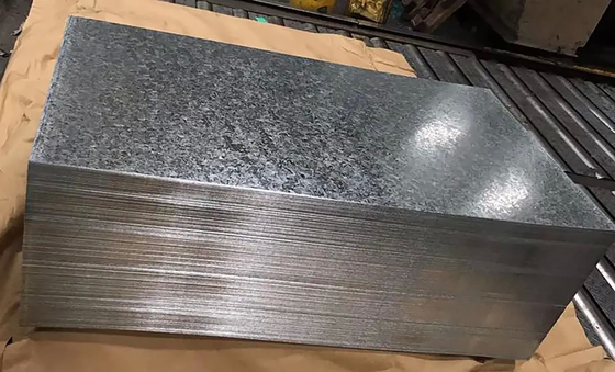 Pozostałe materiały, o szerokości przekraczającej 1 mm